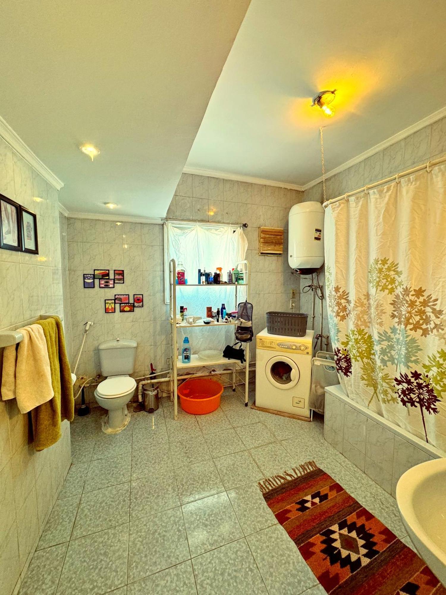 Large Room With Its Own Balcony Кайро Екстериор снимка